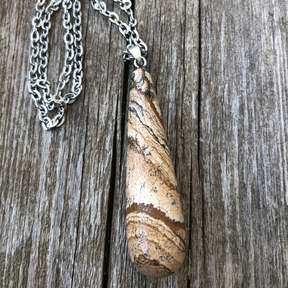 Sold - Picture 3 of 5